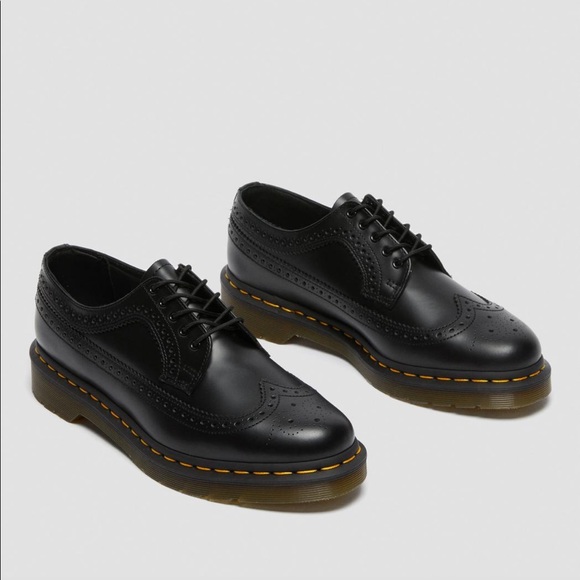 Dr martens 3989 SMOOTH LEATHER BROGUE SHOES size 7 - Picture 9 of 9